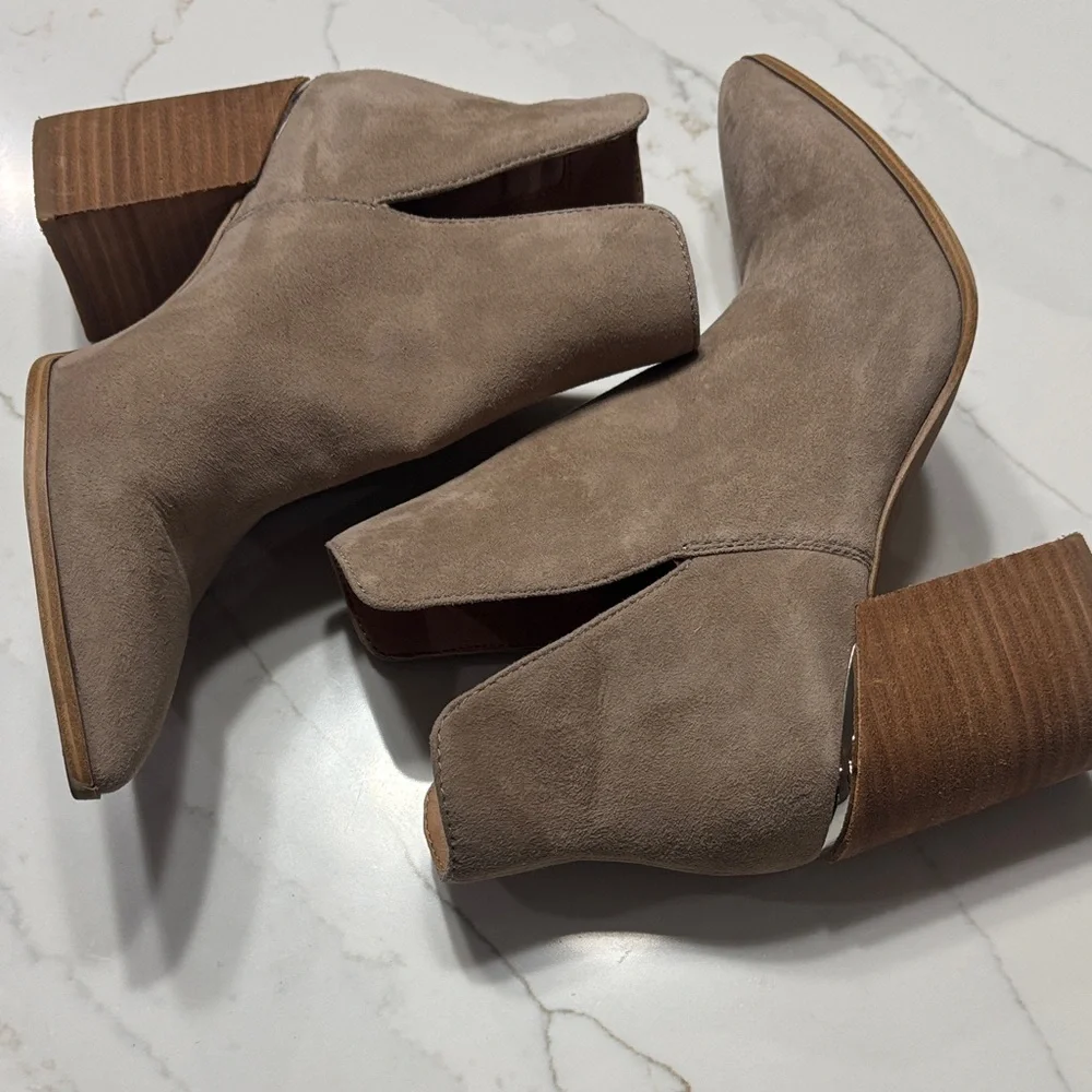 Steve Madden Beige Ankle Booties - Picture 11 of 15